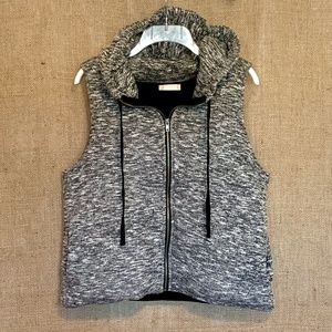 ALTAR’D STATE Vest Hood Black Gray White Marled L